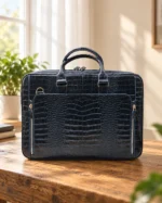 کیف اداری چرم طبیعی مدل پیکادرو — نمای ۴